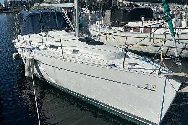Carina 36ft Beneteau Yacht For Sale