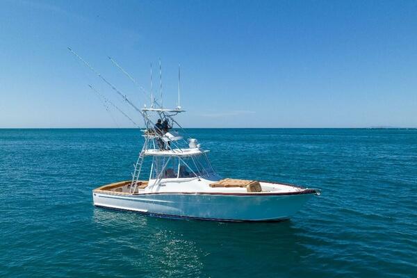 2024 Maverick Yachts Costa Rica 36 Walkaround- GAME ON- Profile