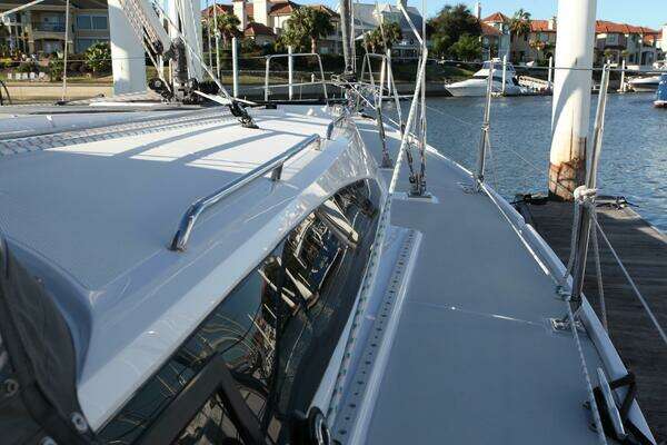 Catalina 426 Yacht For Sale