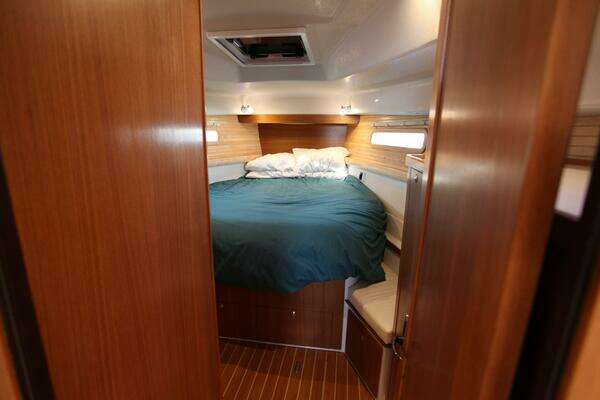 Catalina 426 Yacht For Sale