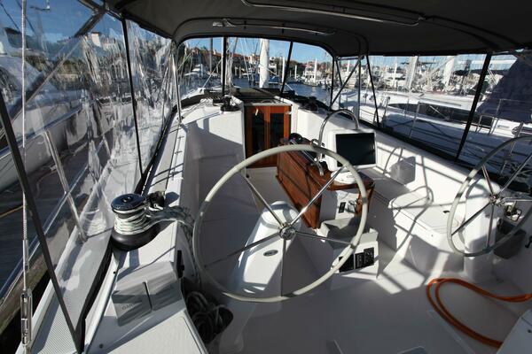 Timeless 42ft Catalina Yacht For Sale