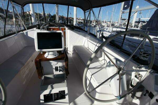 Catalina 426 Yacht For Sale