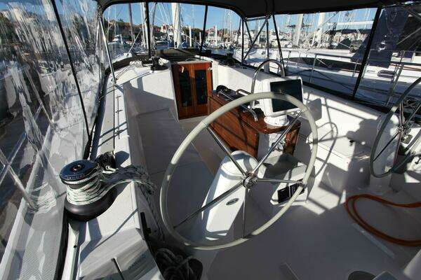 Catalina 426 Yacht For Sale