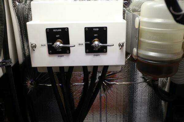 Catalina 426 Yacht For Sale