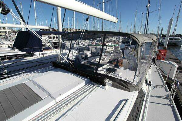 Catalina 426 Yacht For Sale