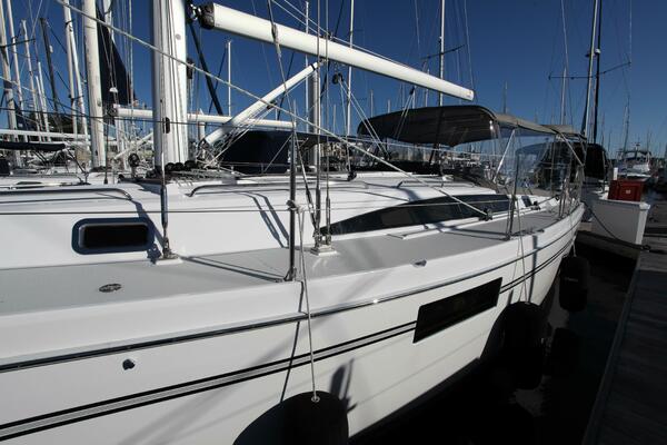 Timeless 42ft Catalina Yacht For Sale