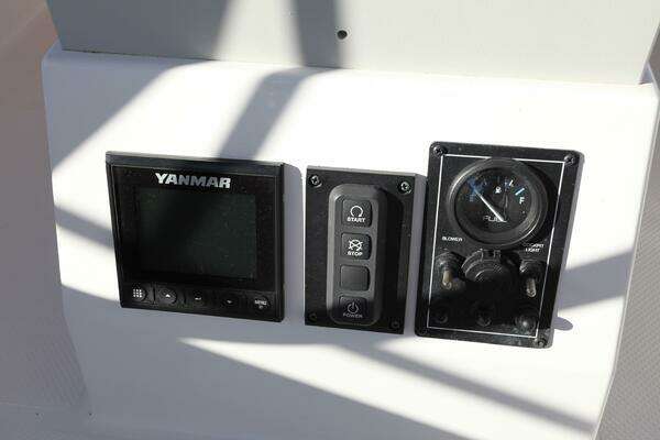 Catalina 426 Yacht For Sale