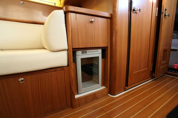 Timeless 42ft Catalina Yacht For Sale