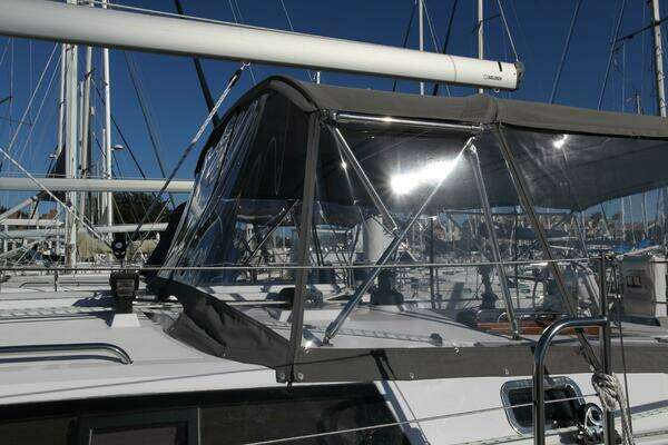 Catalina 426 Yacht For Sale