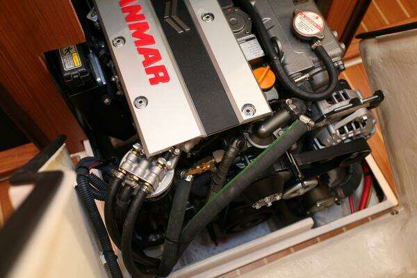 Catalina 426 Yacht For Sale