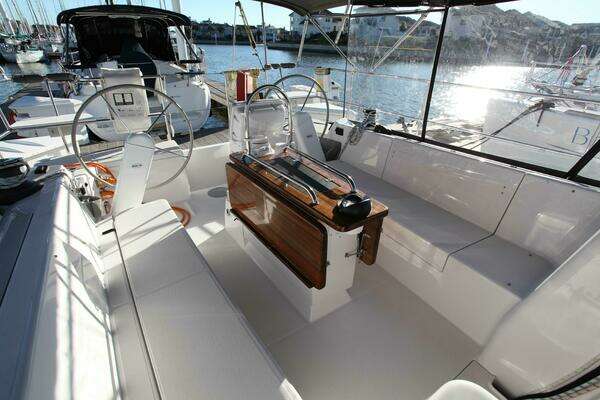 Catalina 426 Yacht For Sale