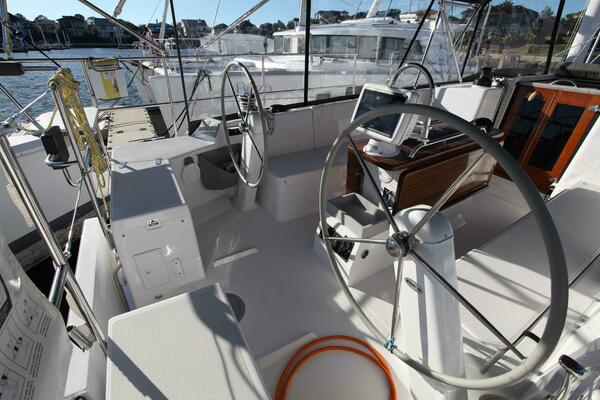 Timeless 42ft Catalina Yacht For Sale