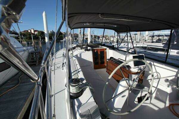 Catalina 426 Yacht For Sale