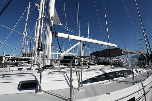 Timeless 42ft Catalina Yacht For Sale