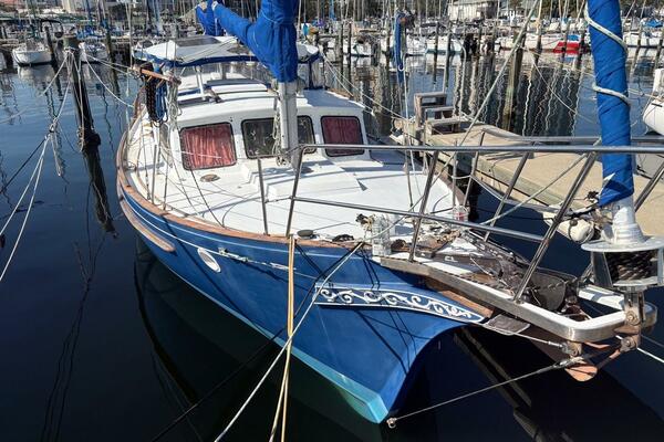 40ft Islander Yacht For Sale