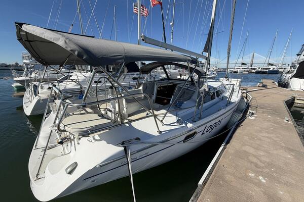 Shadowfax 36ft Catalina Yacht For Sale