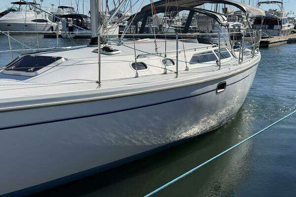 Photo of the 2001 Catalina 36 MkII "Shadowfax"