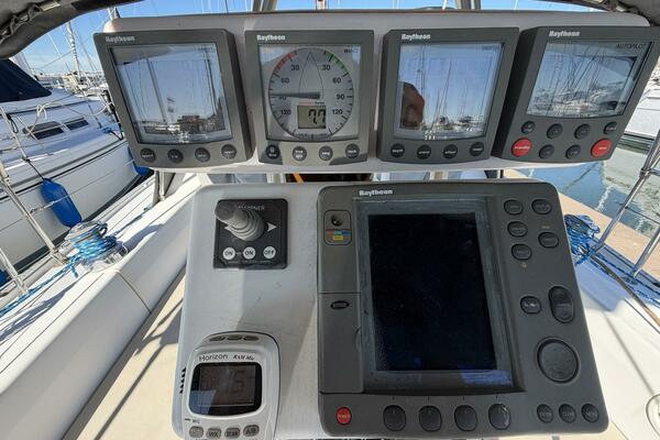 Shadowfax 36ft Catalina Yacht For Sale