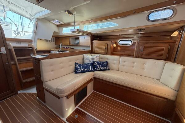 Shadowfax 36ft Catalina Yacht For Sale