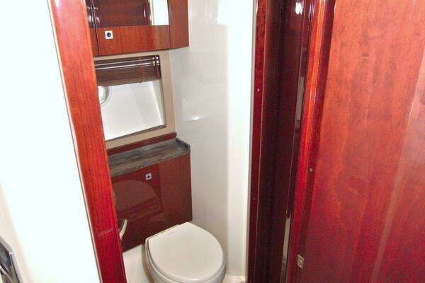 Sea Ray 450 Sundancer Yacht For Sale