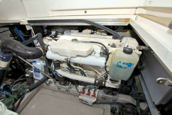 Sea Ray 450 Sundancer Yacht For Sale