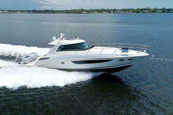 Sea Ray 450 Sundancer Yacht For Sale