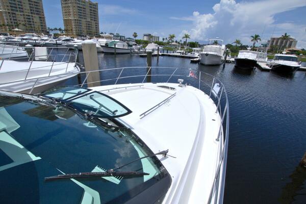 Sun Daze 45ft Sea Ray Yacht For Sale