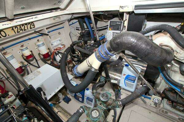 Sea Ray 450 Sundancer Yacht For Sale