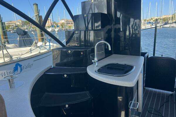 Premier 330 Escalante Yacht For Sale