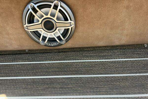 Premier 330 Escalante Yacht For Sale