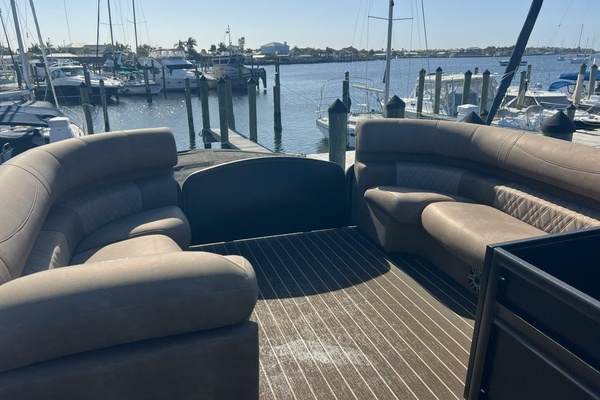 34ft Premier Yacht For Sale