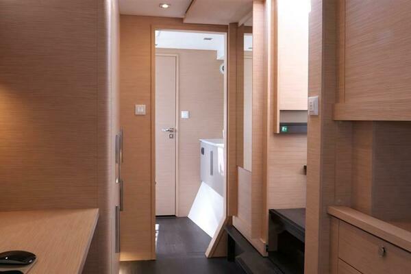 39ft Fountaine Pajot Yacht For Sale