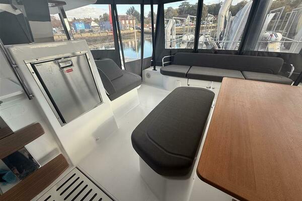39ft Fountaine Pajot Yacht For Sale