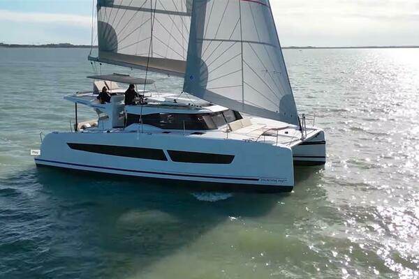 39ft Fountaine Pajot Yacht For Sale