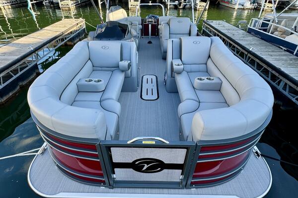 22ft Veranda Yacht For Sale