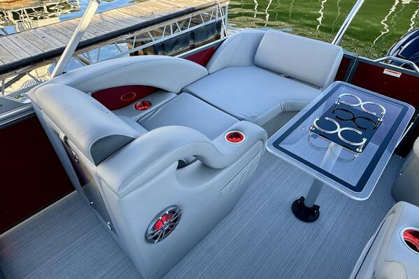 22ft Veranda Yacht For Sale