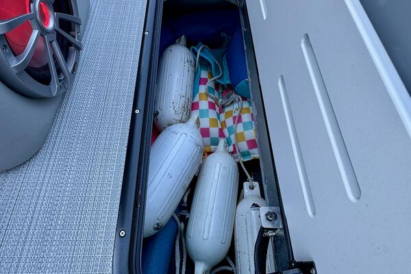 22ft Veranda Yacht For Sale