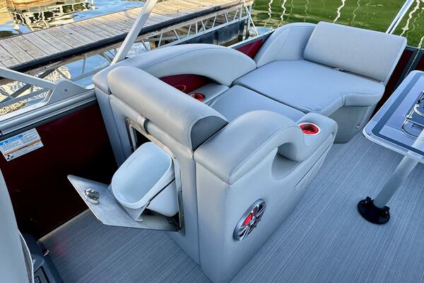 22ft Veranda Yacht For Sale