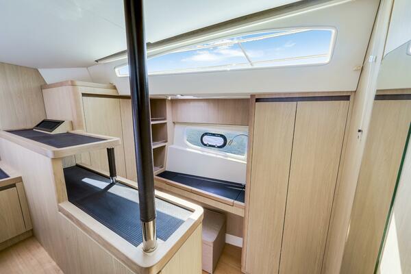 ALTAIR 44ft Aquila Yacht For Sale