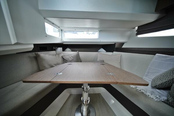 32ft Galeon Yacht For Sale