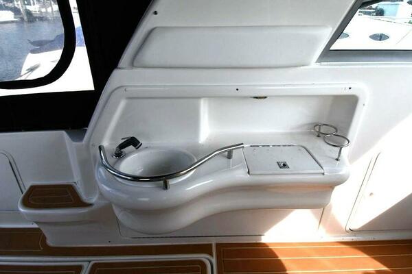 31ft Sea Ray Yacht For Sale