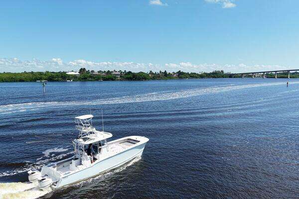 TideLine Boats 365 OFFSHORE Yacht For Sale