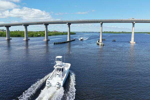 TideLine Boats 365 OFFSHORE Yacht For Sale