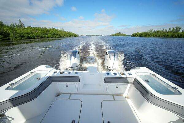 TideLine Boats 365 OFFSHORE Yacht For Sale