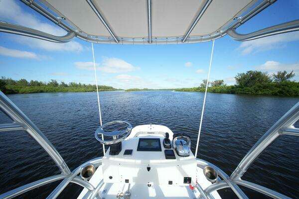 TideLine Boats 365 OFFSHORE Yacht For Sale