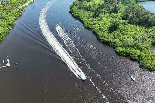 TideLine Boats 365 OFFSHORE Yacht For Sale