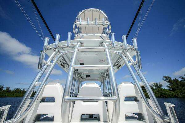 TideLine Boats 365 OFFSHORE Yacht For Sale