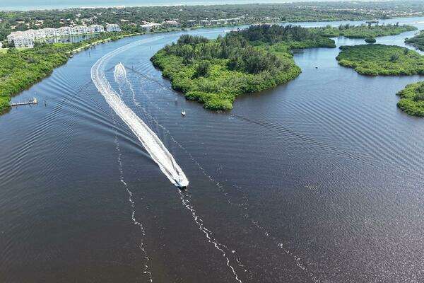 TideLine Boats 365 OFFSHORE Yacht For Sale