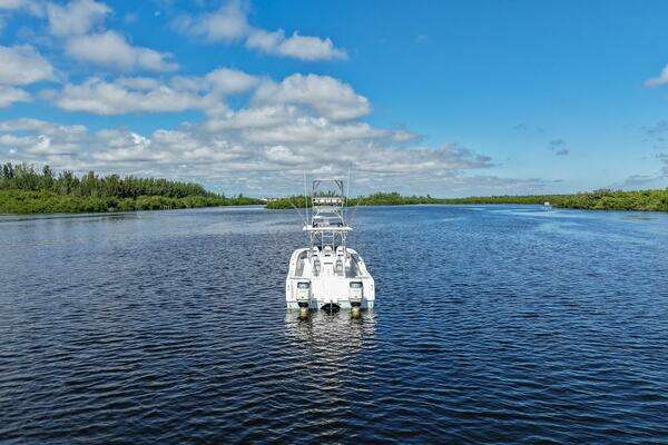 TideLine Boats 365 OFFSHORE Yacht For Sale