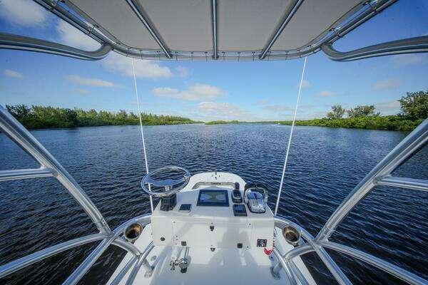 TideLine Boats 365 OFFSHORE Yacht For Sale